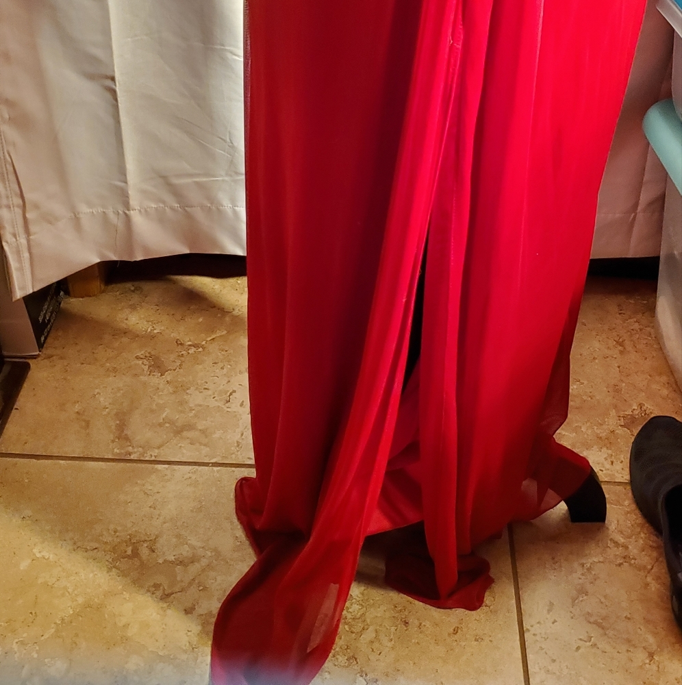 dress - Picture 3 of 3